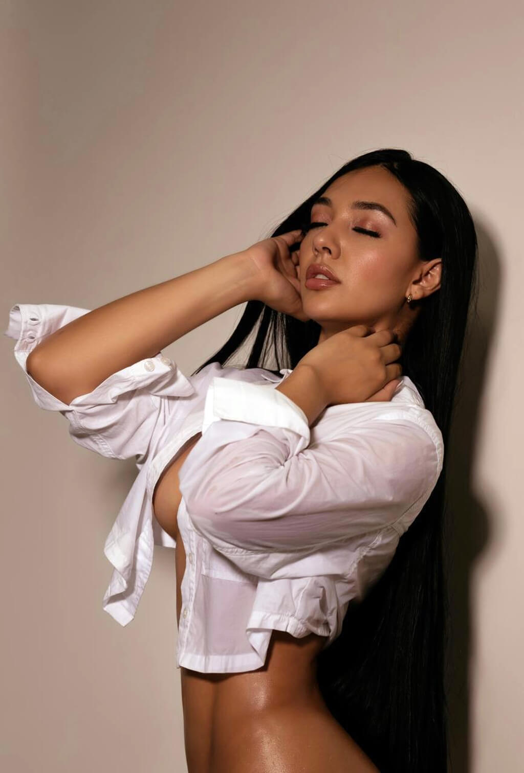 Pleasure-Aruba-Escorts-Manuela