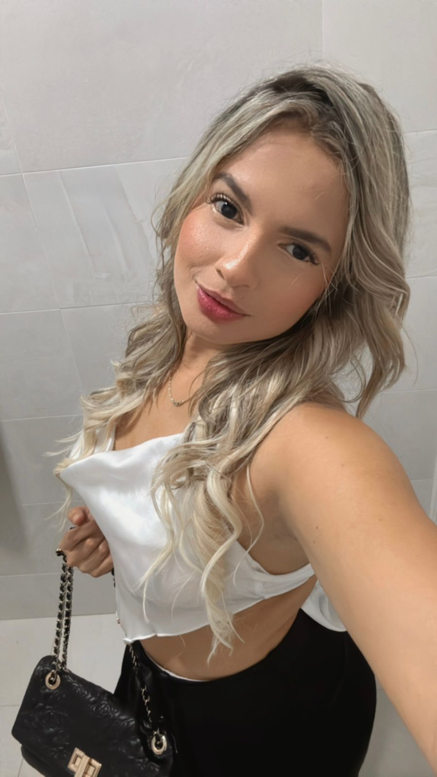 Mona - Pleasures in Aruba Escorts