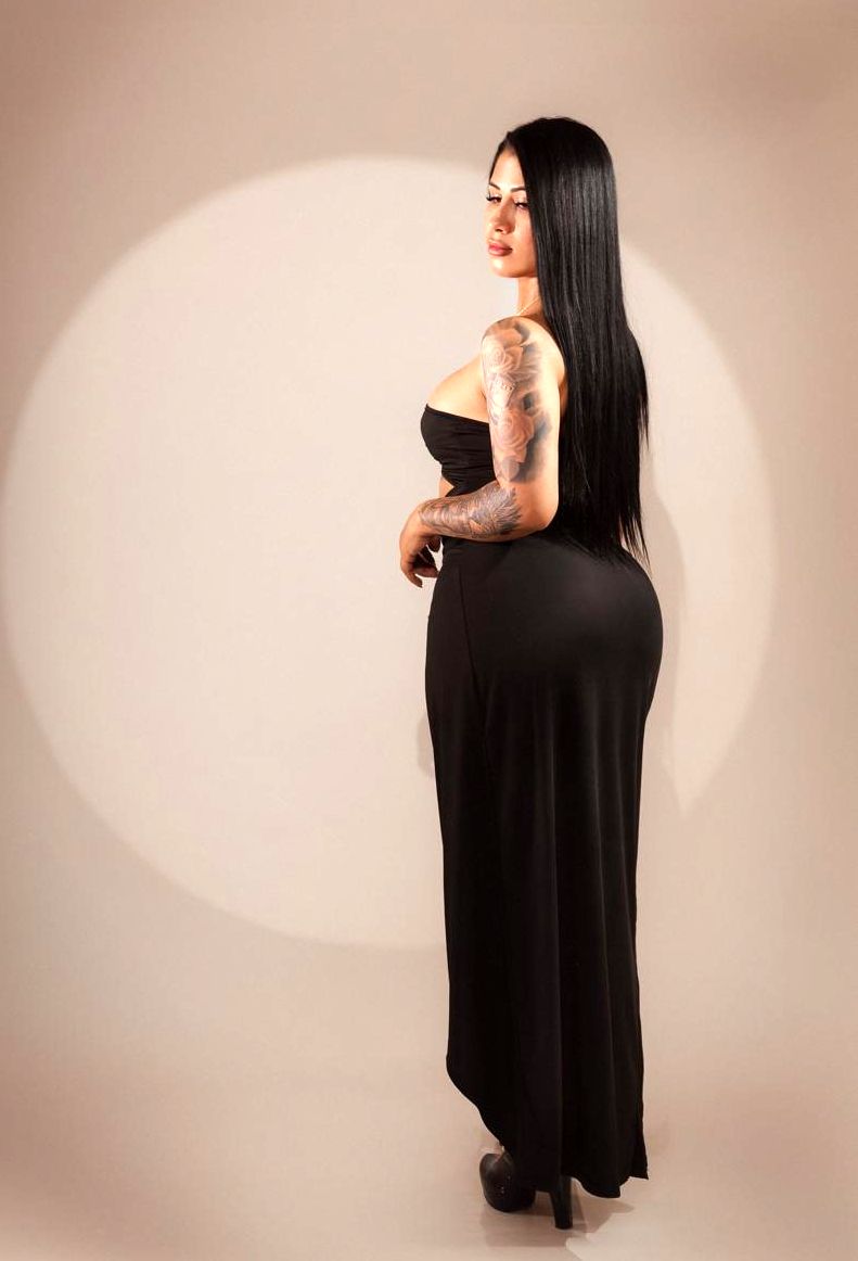 Carolina - Pleasure in Aruba Escort