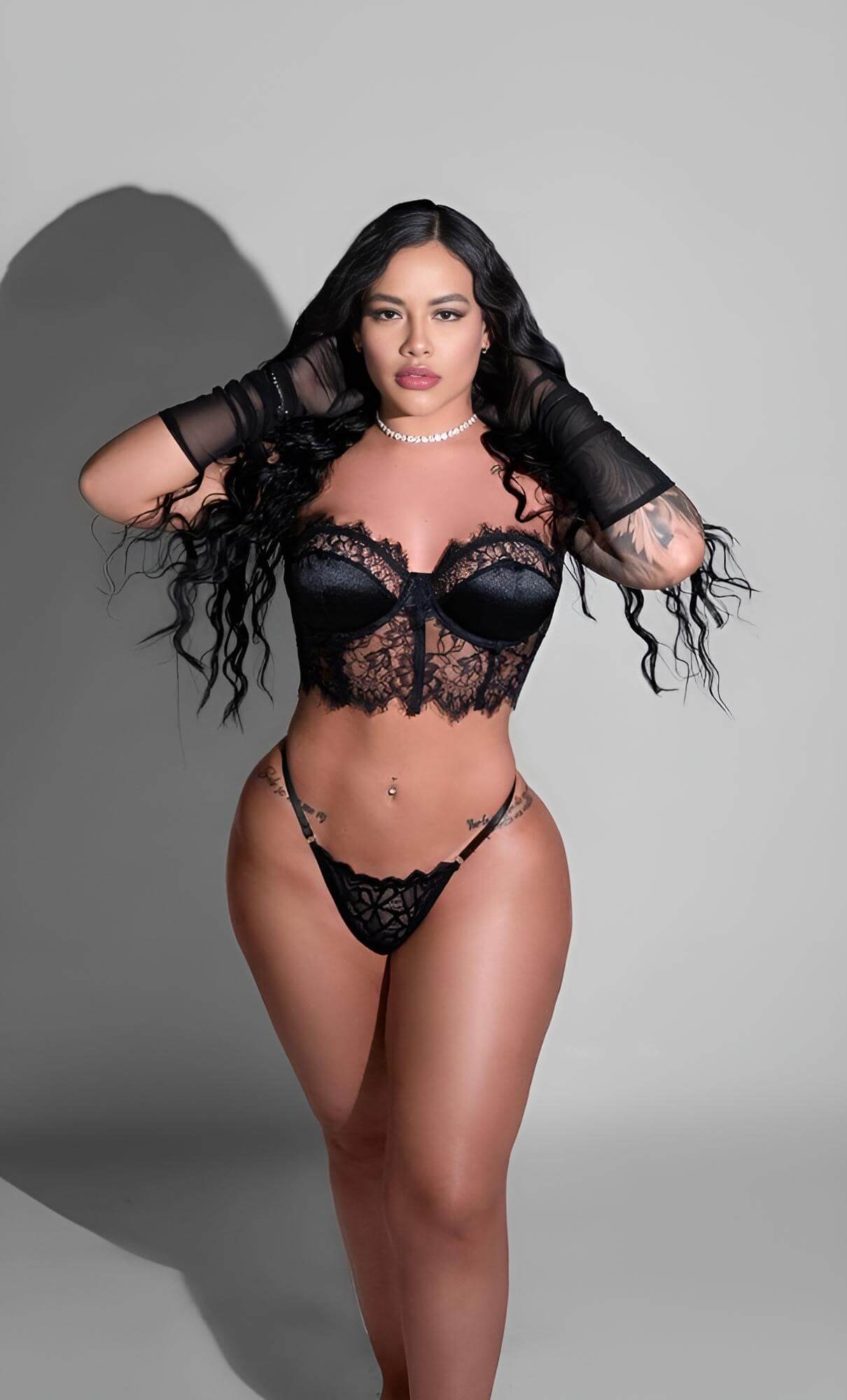 Pleasure-in-Aruba-Escorts-Valentina