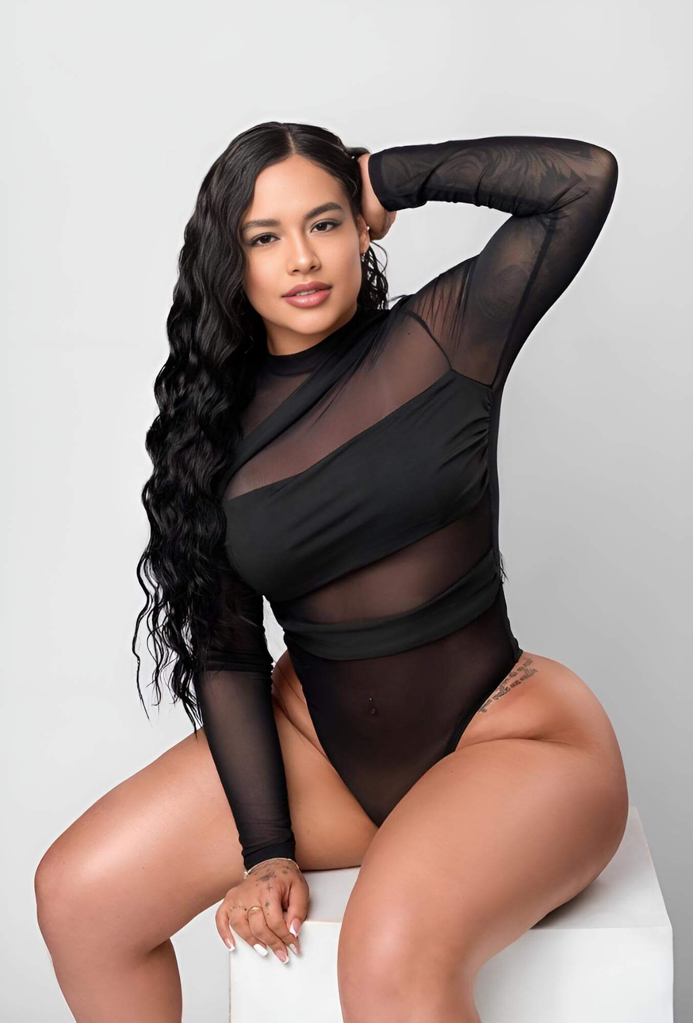 Pleasure-in-Aruba-Escorts-Valentina